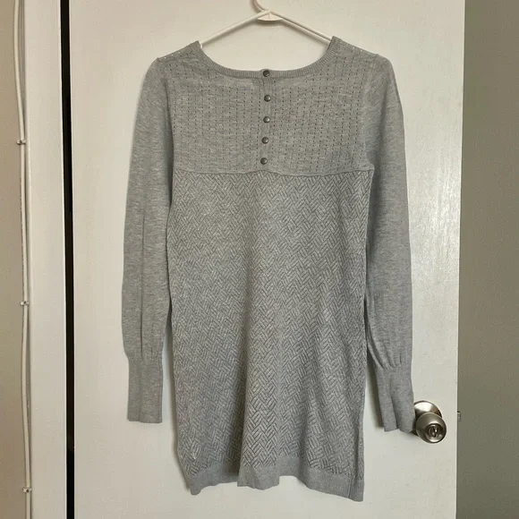 “Heart on your sleeve” Tunic Knit Sweater - Size S - Picture 5 of 12